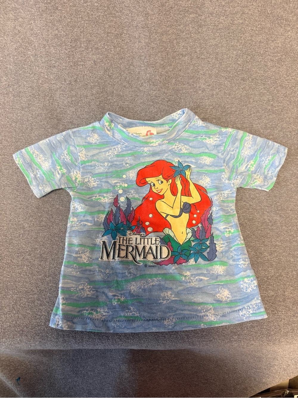 Vintage Disney, the Little mermaid Ariel Tee. Single stitch super soft.